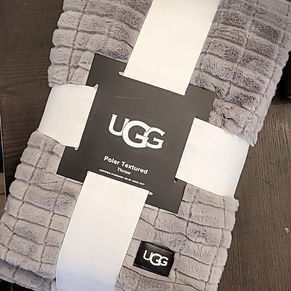ugg polar textured throw